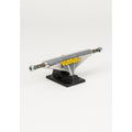 Venture Skateboard Truck Throw Team Edition 5.6 High