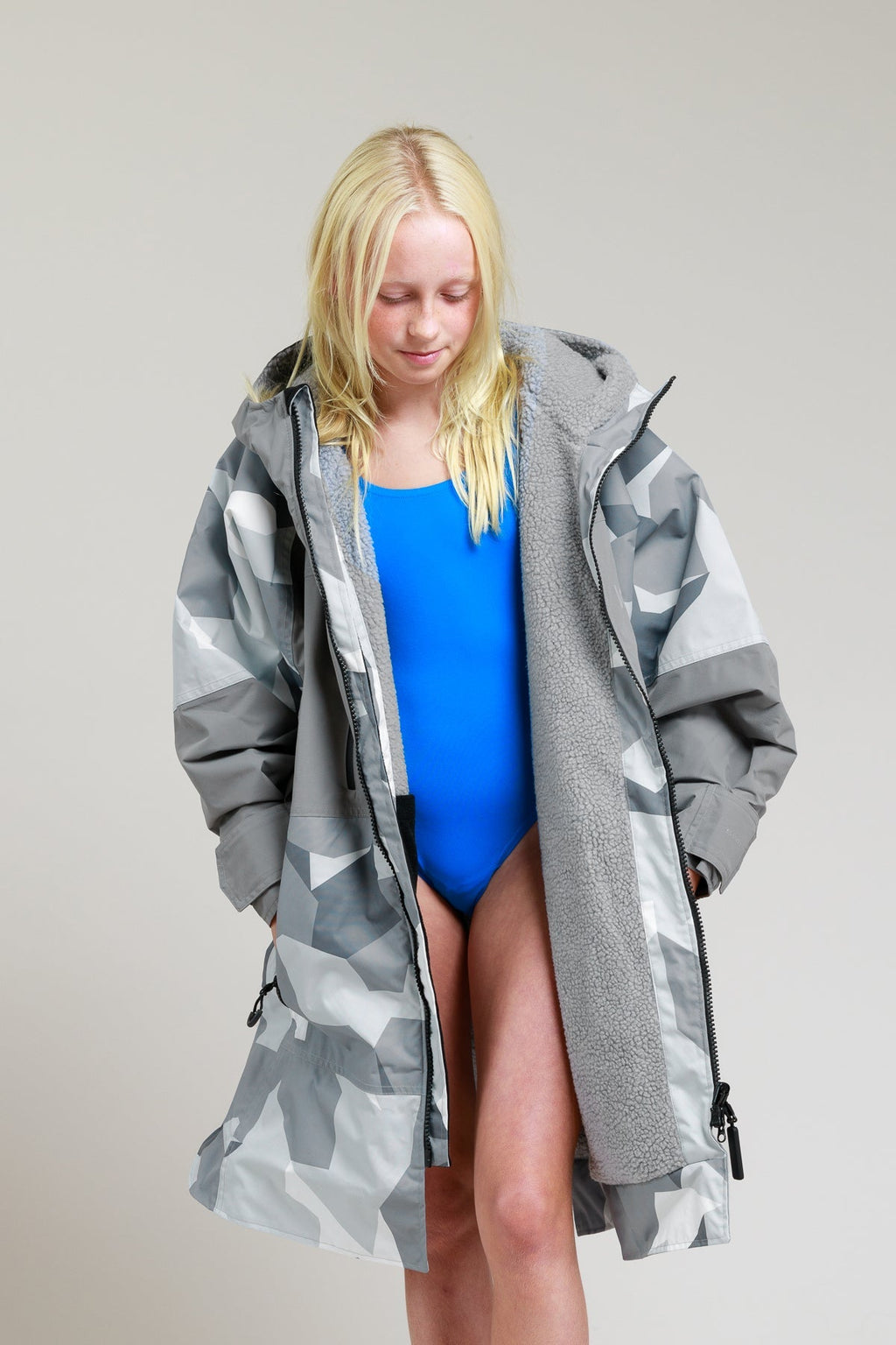 White Water Kids Hard Shell Robe - Arctic Camo
