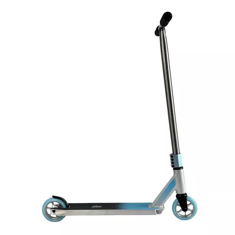 Flyby Air V2 Complete Pro Scooter chrome/blue