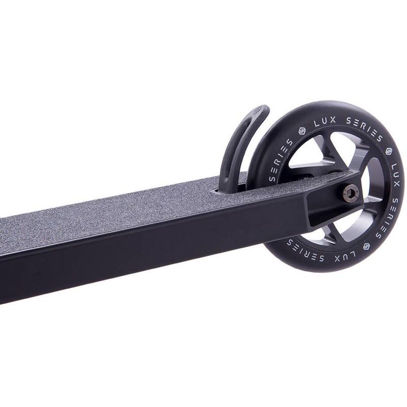 Striker Complete Scooter Lux Black